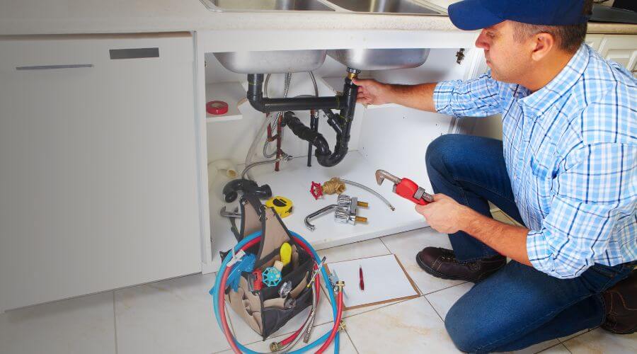 Professional septic tank pumping in Solomon, KS